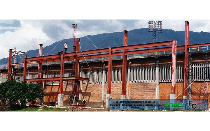 Universidad de Antiquia, Estadio Cincuentenario